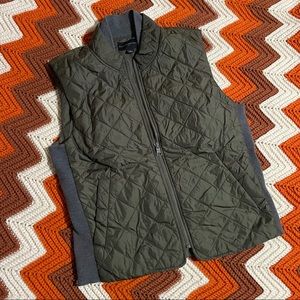 Banana republic army green quilted vest